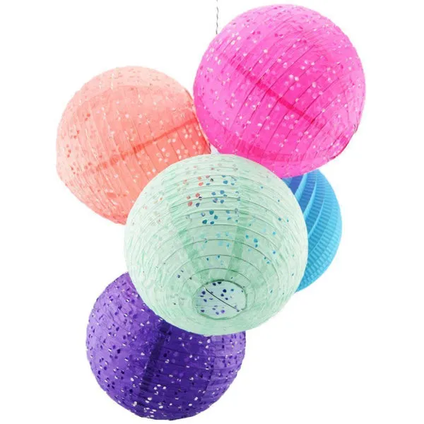 6/8/10" White Eyelet Lace Look Round Paper Lanterns, Even Ribbing (3-Pack Cluster)