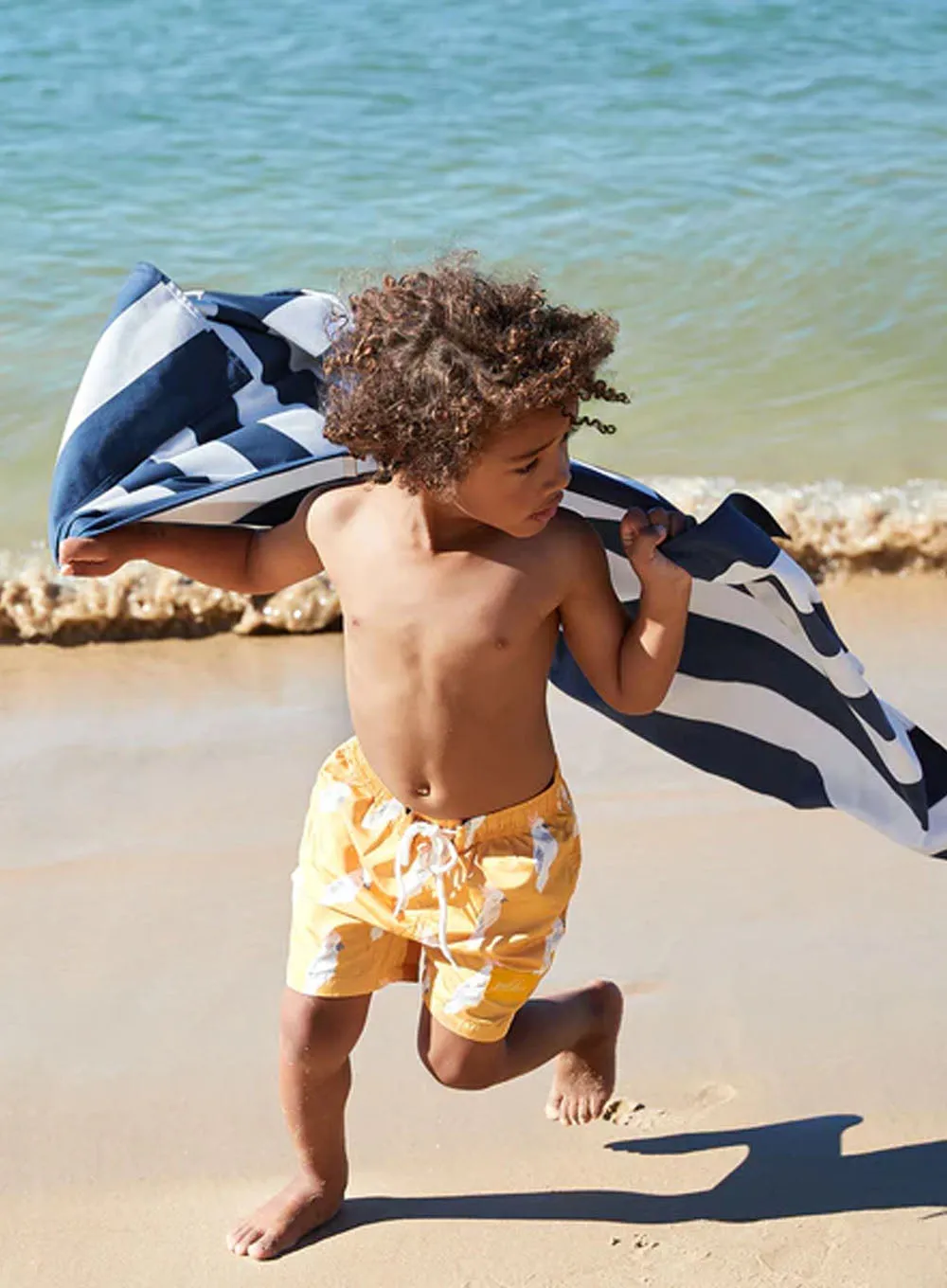 Dock & Bay Microfibre Beach Towel in Whitsunday Blue