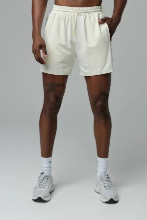 FREEFORM SHORTS LINERLESS - OFF WHITE