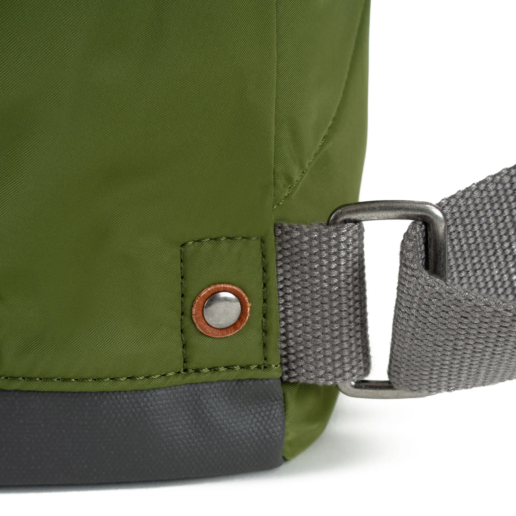 Roka Unisex Bantry B Large Bag - Avocado