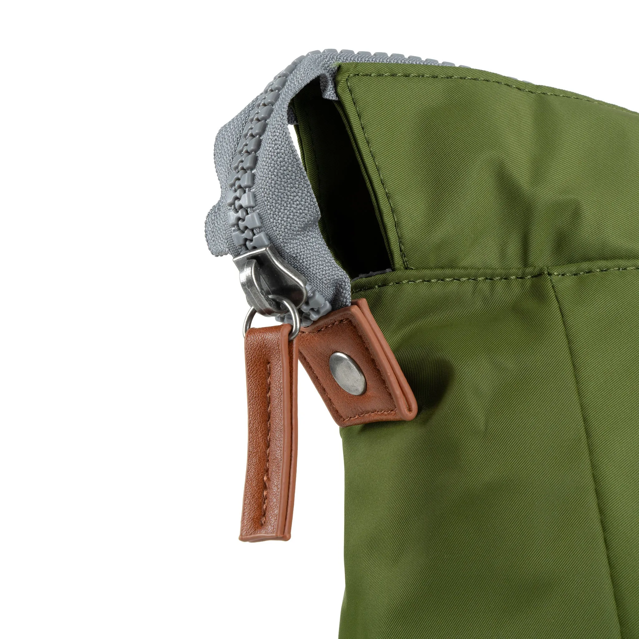 Roka Unisex Bantry B Large Bag - Avocado